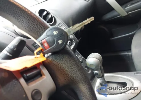 2015 Nissan Rogue Select S z USA, uszkodzony, nr VIN JN8AS5MV2FW761639